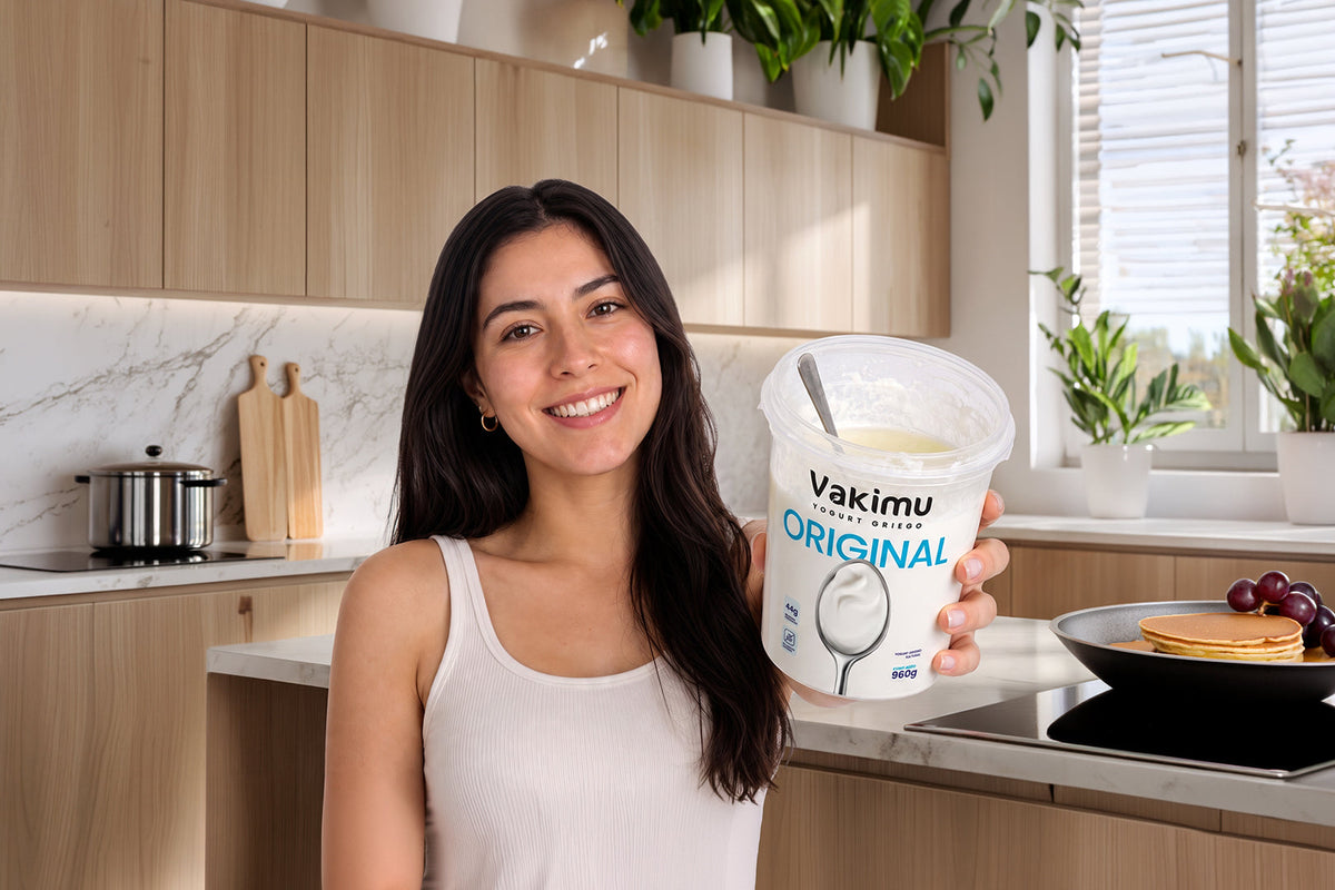 ¿Qué es ese líquido amarillo en tu yogurt Griego Vakimu?